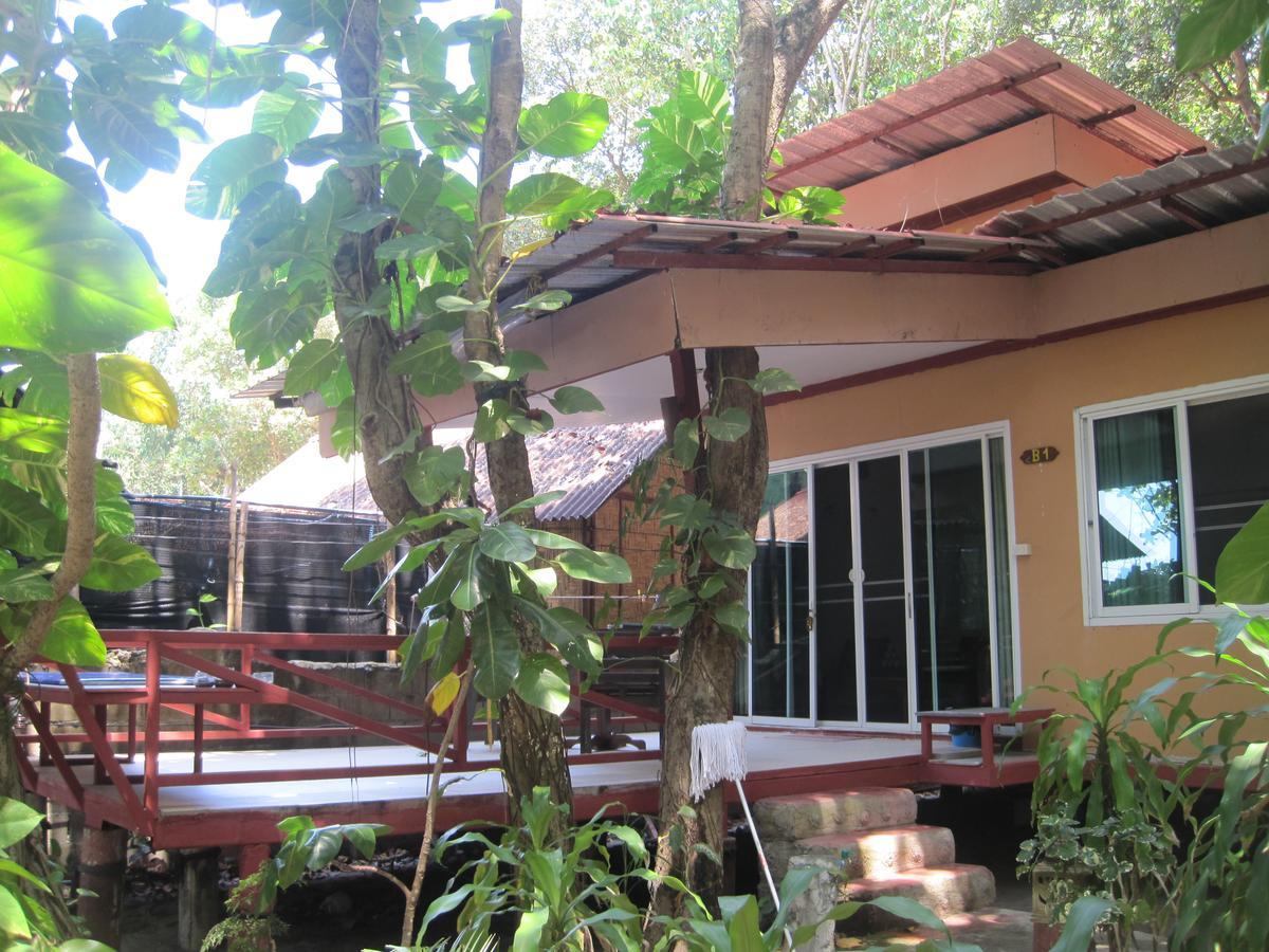 Jj Beach Resort & Jj Seafood Koh Phayam Eksteriør billede